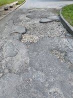 Доска жалоб: даже в глубокой деревне дороги не так плохи, как в Риге (+ФОТО)