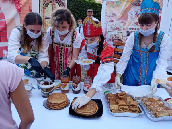 Соотечественники устроили для детей-сирот Египта праздник с блинами