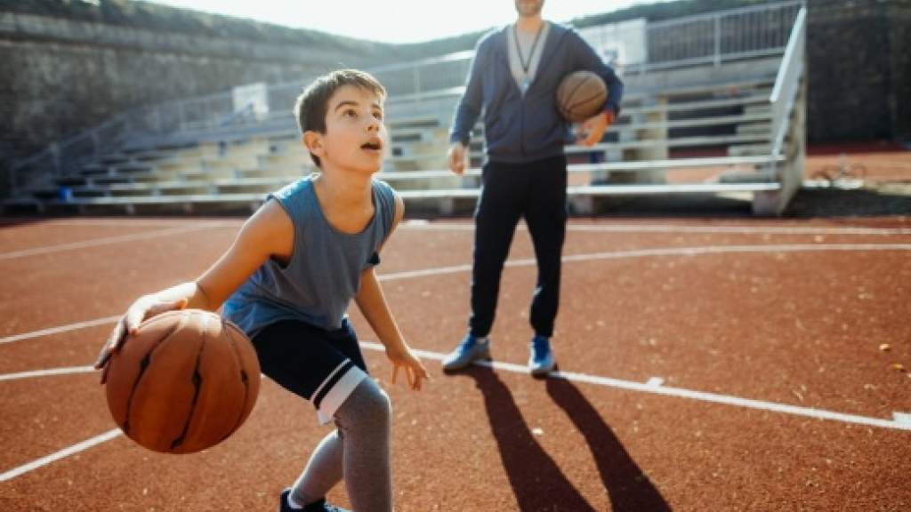 Как приобщить ребёнка к спорту? Как заинтересовать ребёнка здоровым образом жизни? Советы психолога