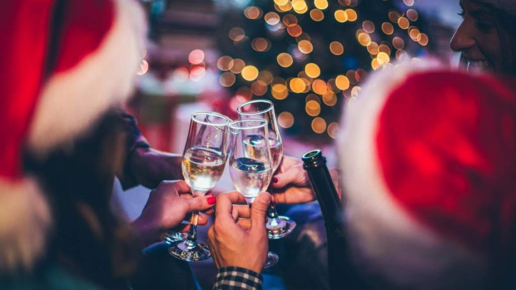 Как сократить вред для здоровья от алкоголя? Как не опьянеть в новогоднюю ночь?
