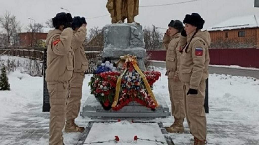 В Бишкеке и Волоколамске почтили память героев 40-й стрелковой бригады