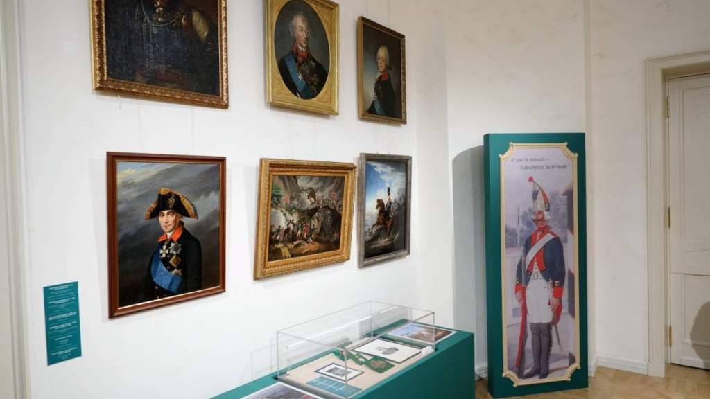 Выставку об Александре Суворове открыли к его 290-летию