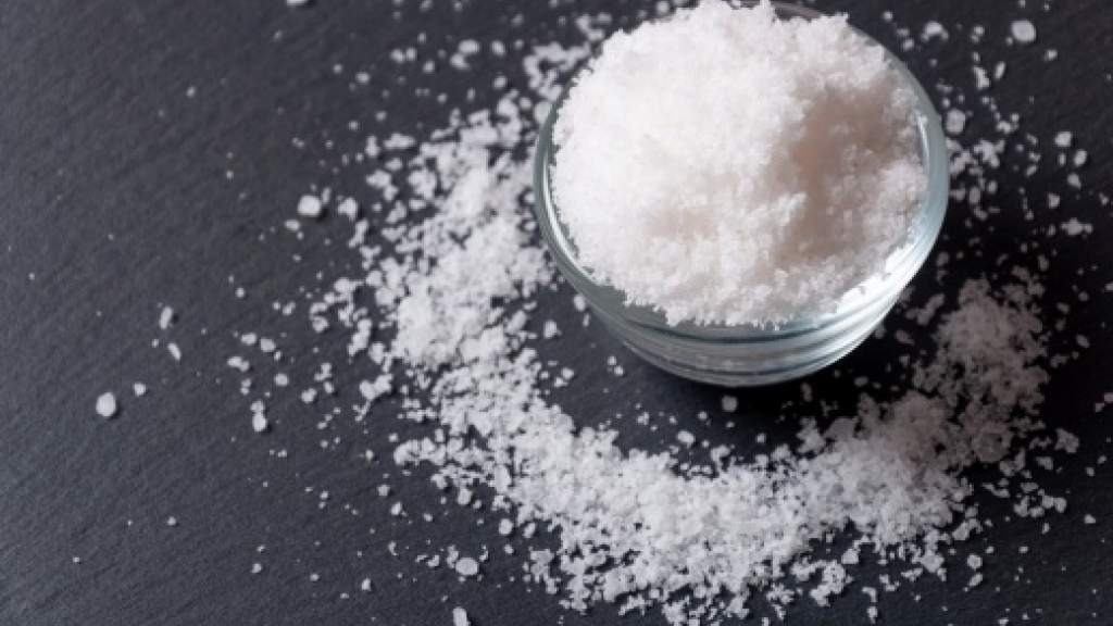 Как понять, что вы едите слишком много соли? Рекомендации нутрициолога